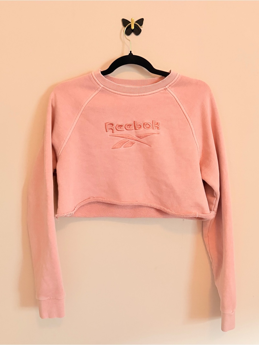 Reebok Women's Soft Coral Cropped Crew Neck Sweatshirt Size Small NWOT